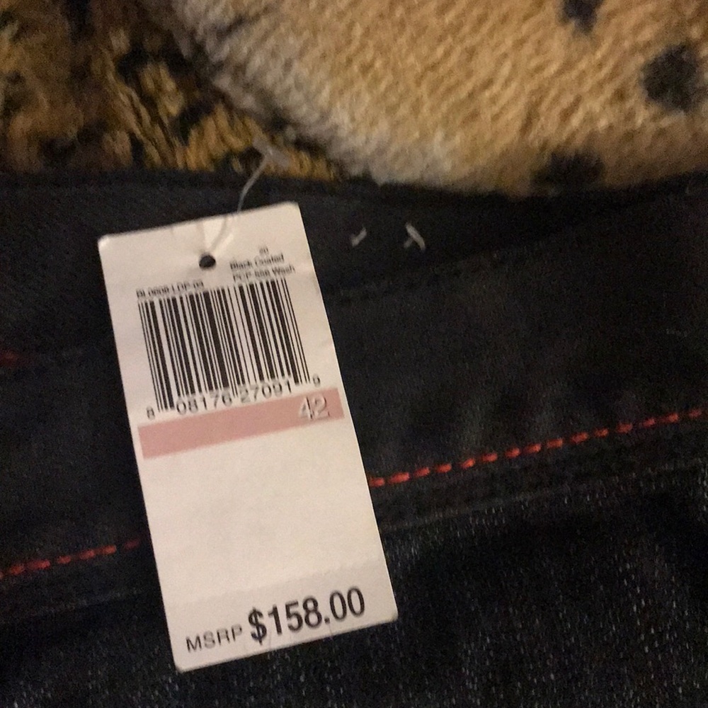 Jeans - Picture 2 of 6